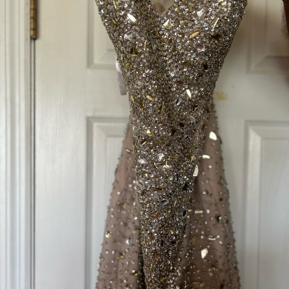 NWT Terani Couture Jeweled Mermaid Prom Dress Style P1575 - Size 8 - Picture 5 of 11